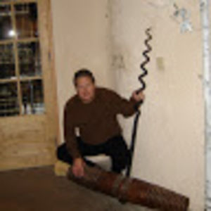 Meet your Posher, Dennis